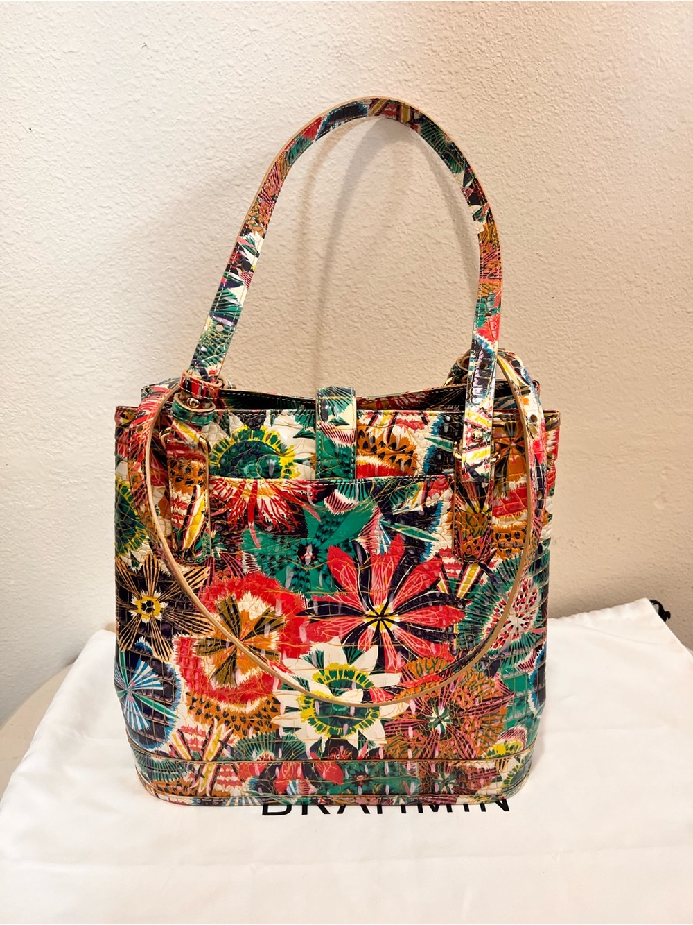 NWOT RARE RADIANT BRAHMIN Multicolor Floral-Print Tote with Green & Red Accents